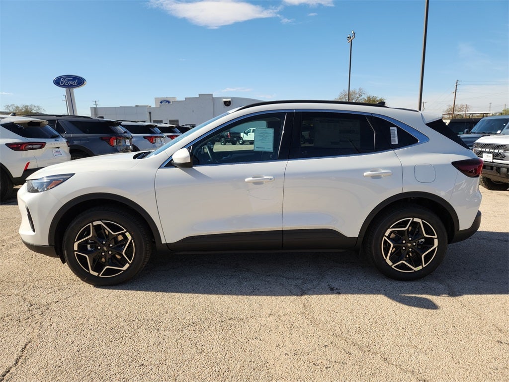 2026 Ford Escape Hybrid Platinum