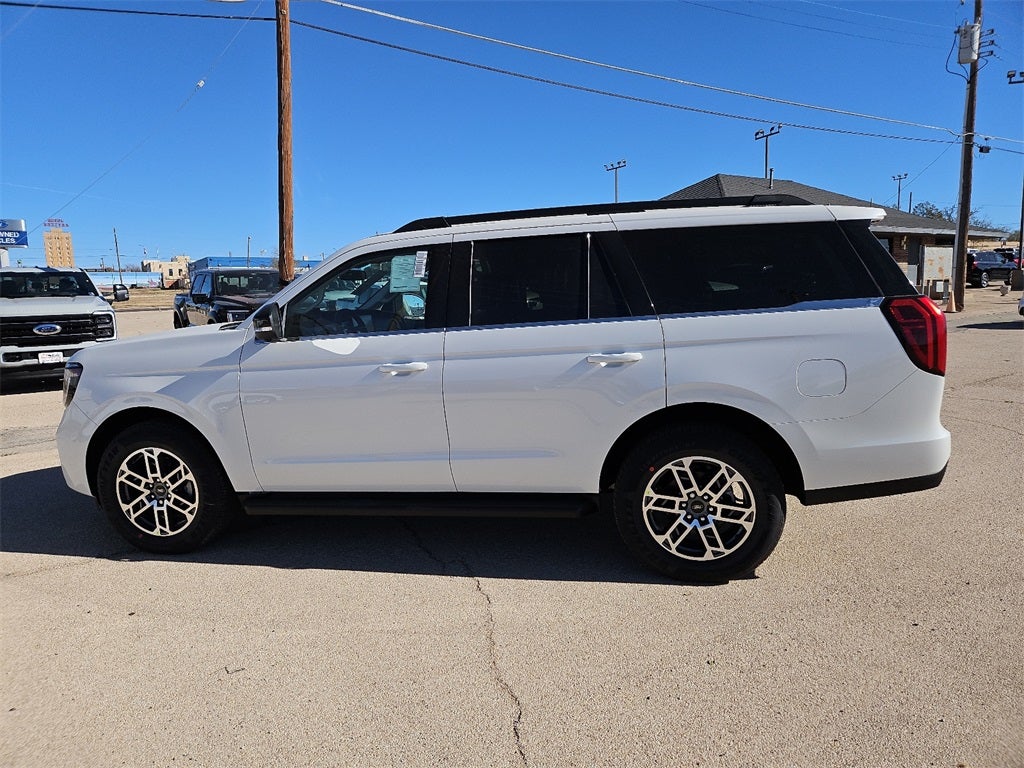 2025 Ford Expedition Active