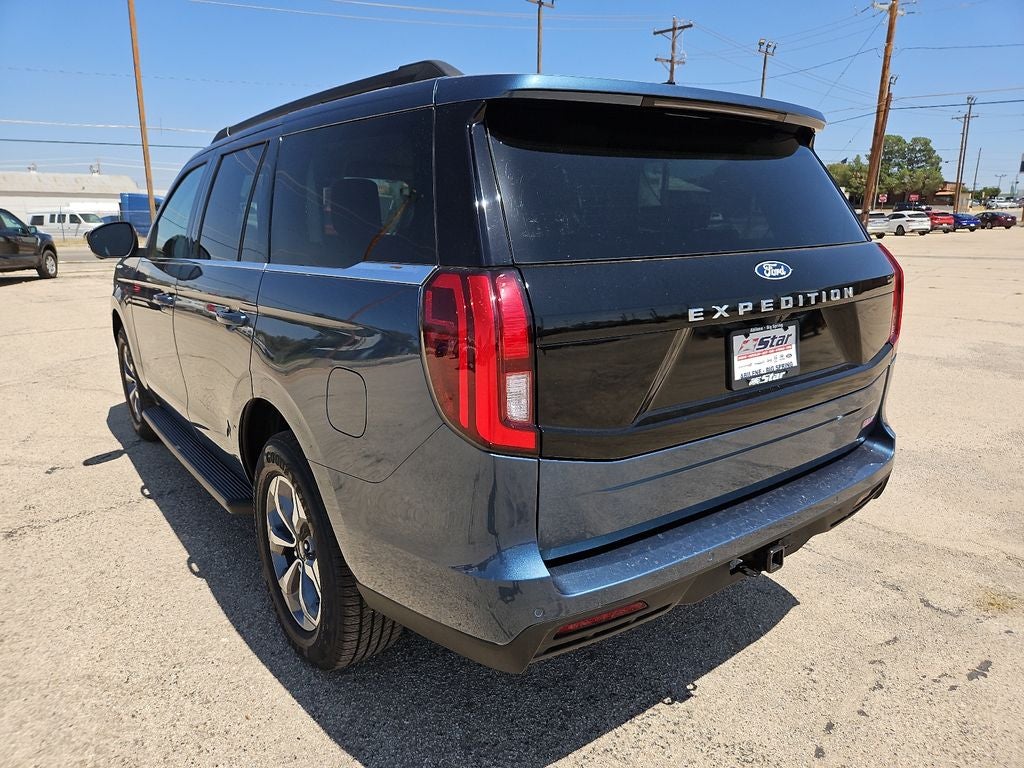 2027 Ford Expedition Active
