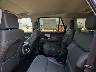 2027 Ford Expedition Active
