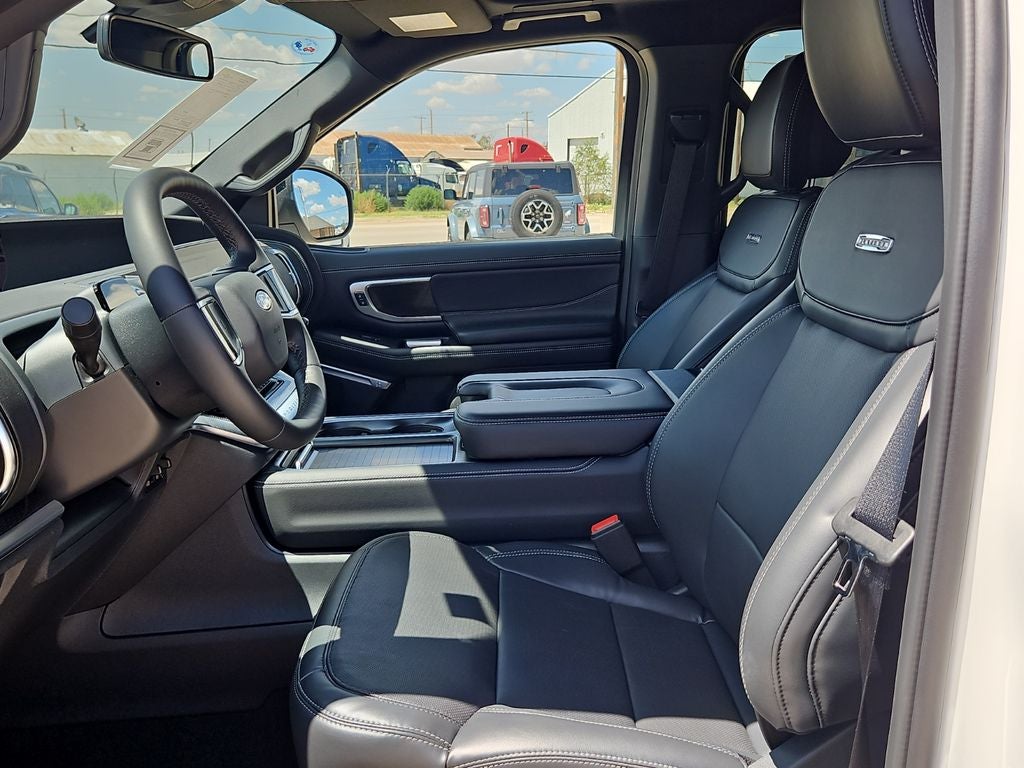 2027 Ford Expedition Platinum