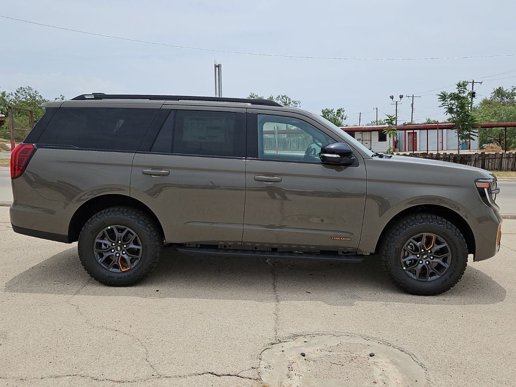 2027 Ford Expedition Tremor