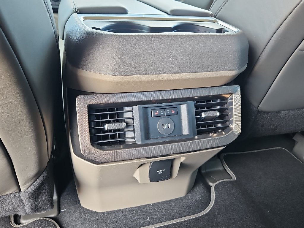 2027 Ford F-250SD Platinum