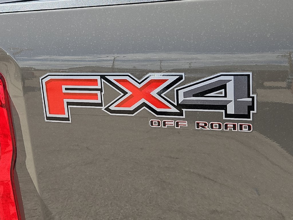 2027 Ford F-250SD Platinum