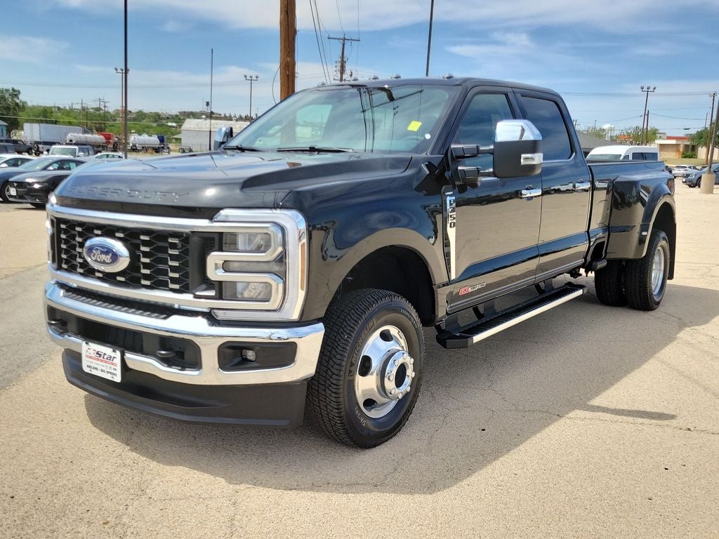 2026 Ford F-350SD Lariat DRW