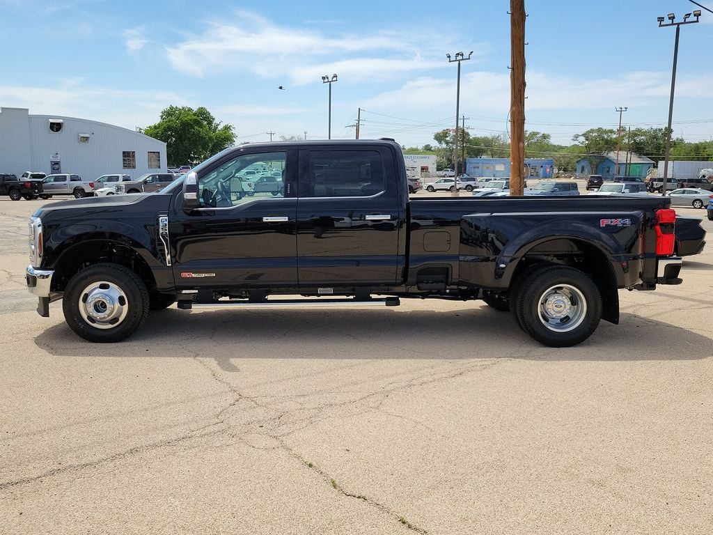 2026 Ford F-350SD Lariat DRW