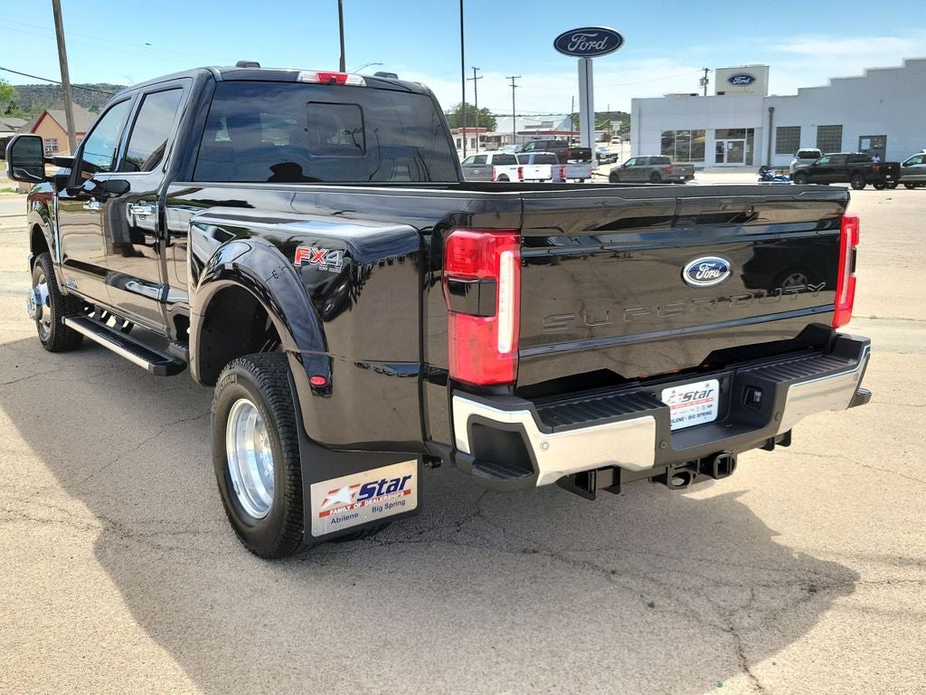 2026 Ford F-350SD Lariat DRW