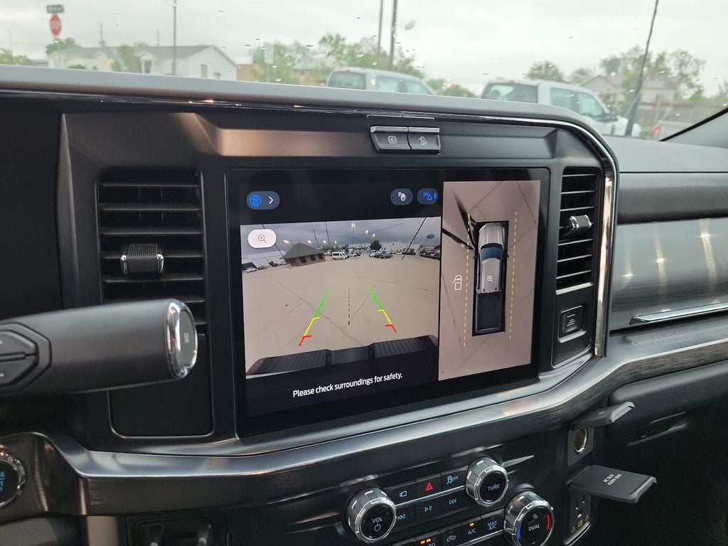 2026 Ford F-350SD Lariat DRW