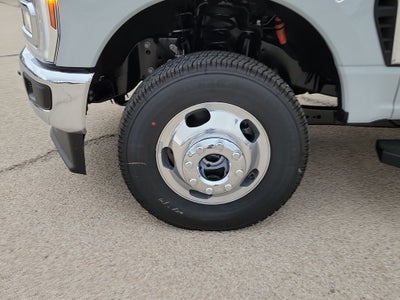 2026 Ford F-350SD Lariat DRW