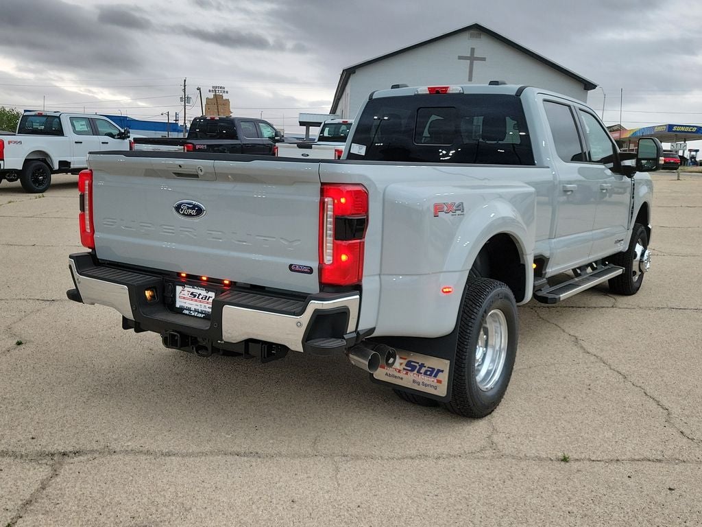 2026 Ford F-350SD Lariat DRW