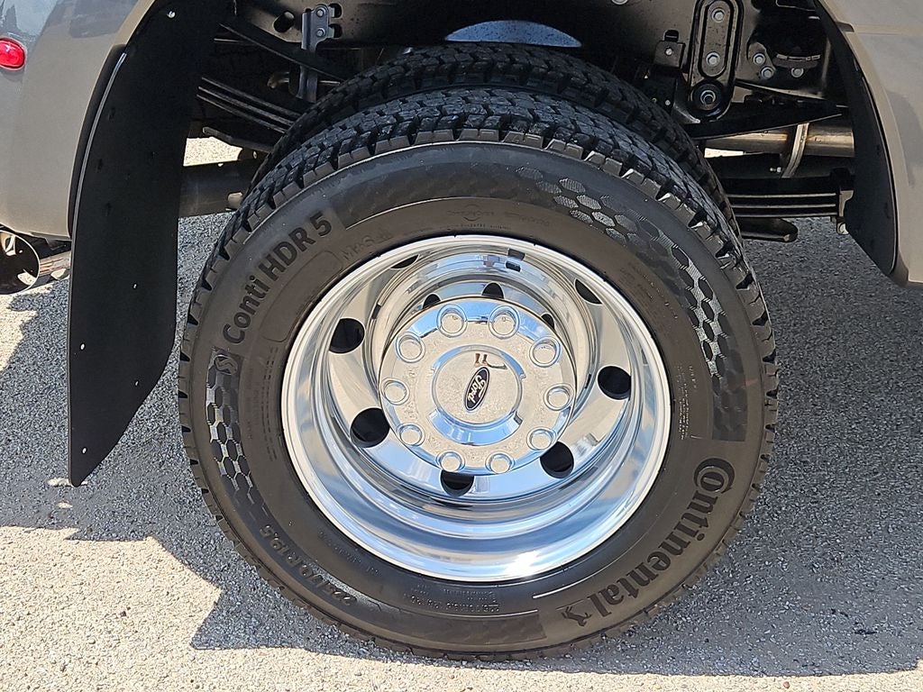 2026 Ford F-450SD Platinum DRW