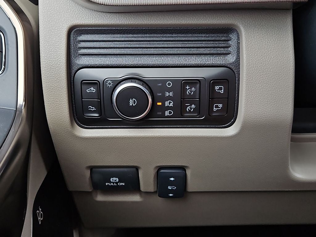 2026 Ford F-450SD Platinum DRW