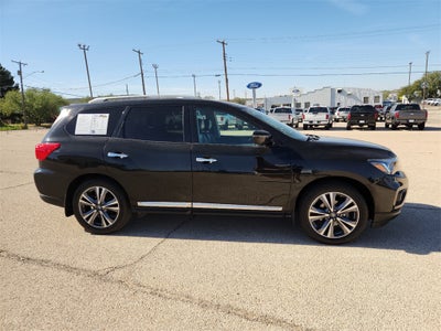 2019 Nissan Pathfinder Platinum