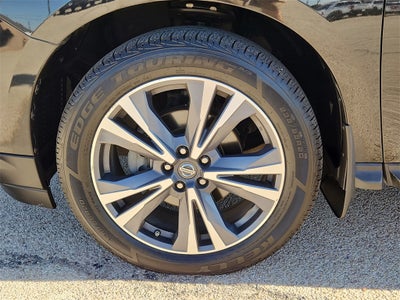 2019 Nissan Pathfinder Platinum