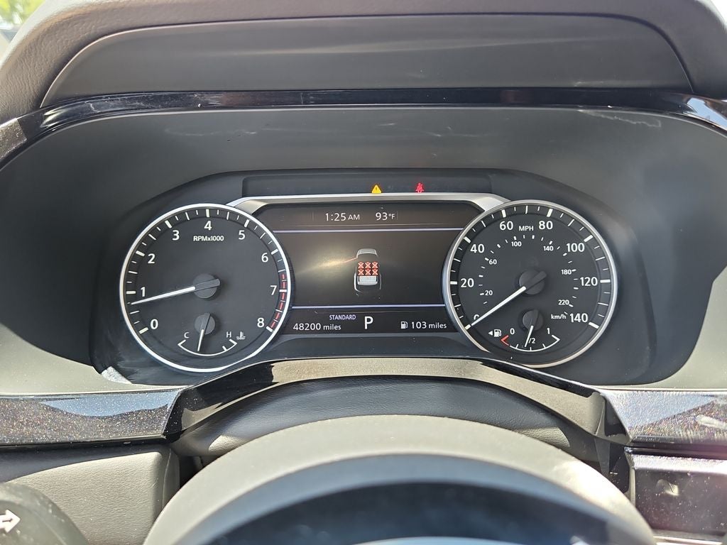 2022 Nissan Pathfinder SV