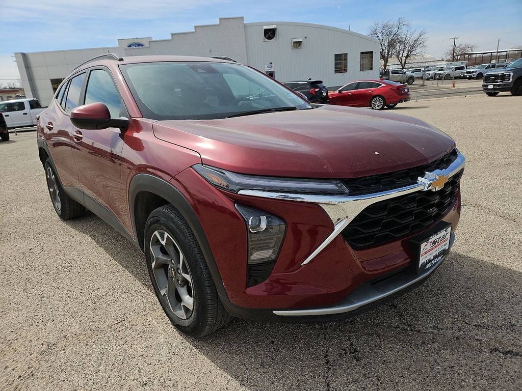 2025 Chevrolet Trax LT