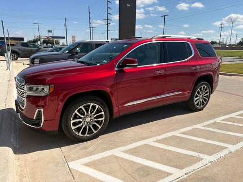 2023 GMC Acadia Denali