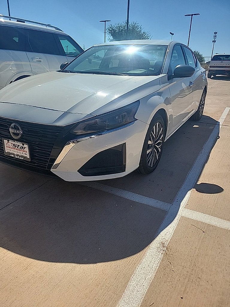 2025 Nissan Altima
