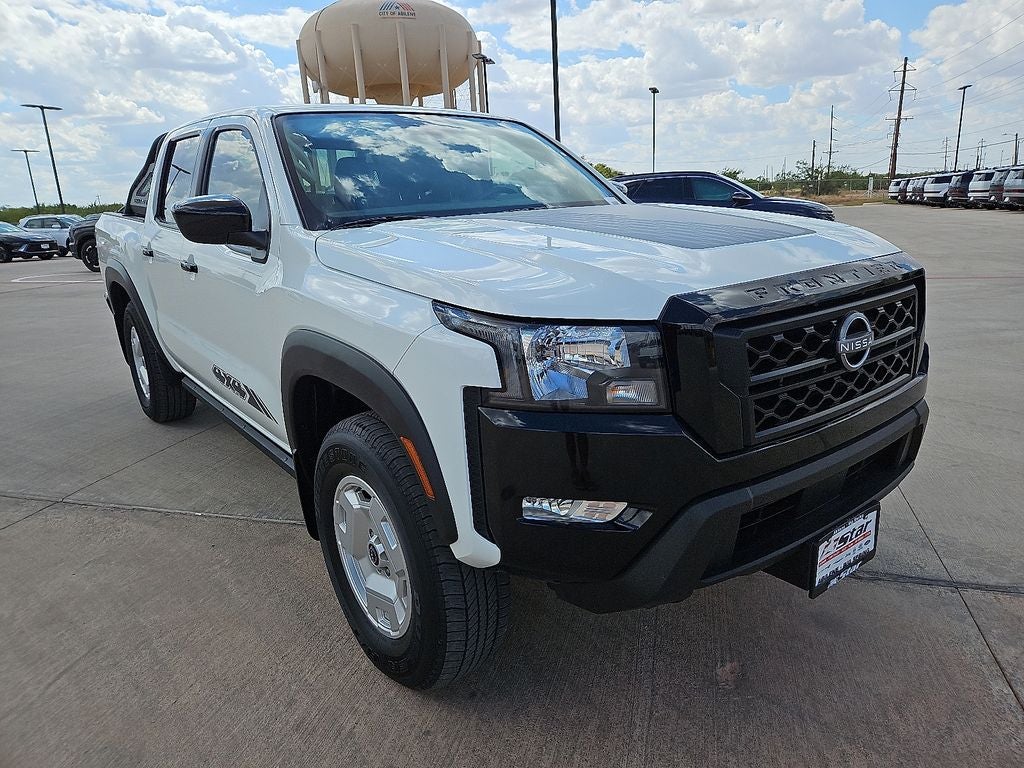 2024 Nissan Frontier SV