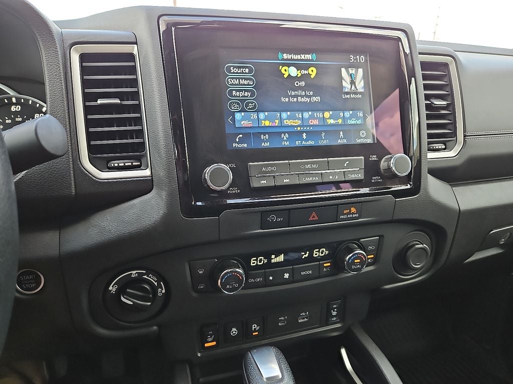 2024 Nissan Frontier SV