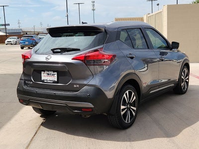 2020 Nissan Kicks SR