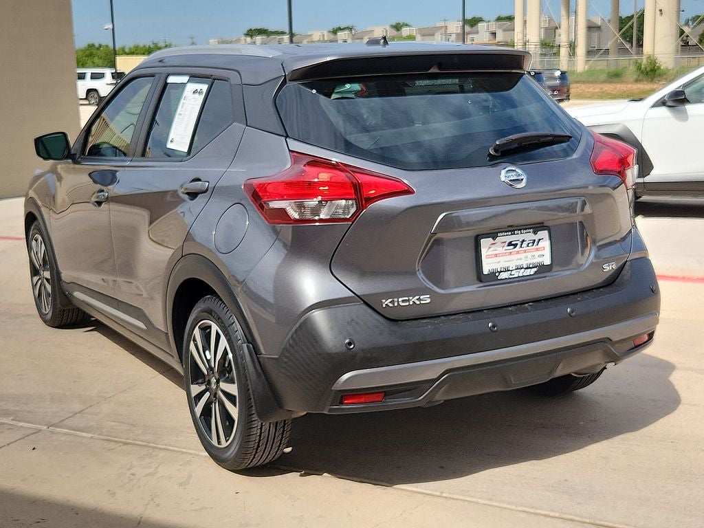 2020 Nissan Kicks SR