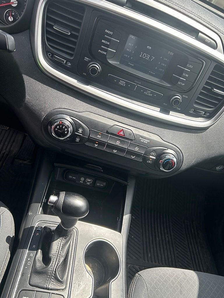 2018 Kia Sorento L