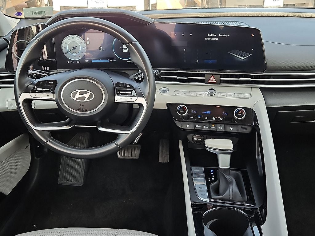 2024 Hyundai Elantra Limited