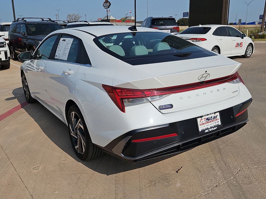2024 Hyundai Elantra Limited