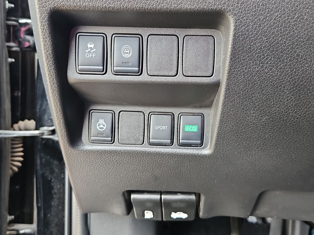 2022 Nissan Rogue Sport SV
