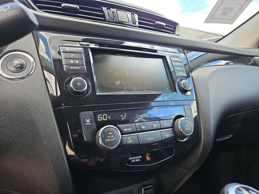 2022 Nissan Rogue Sport SV