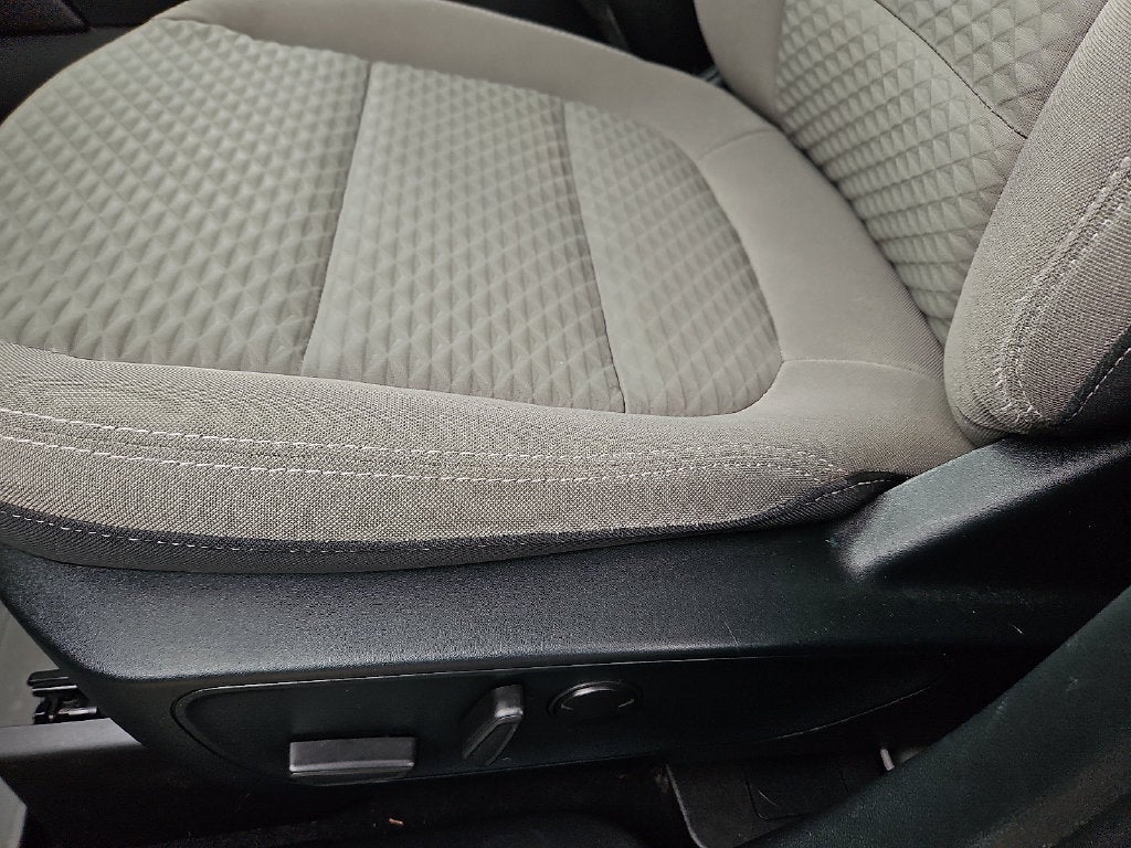2021 Ford Escape Hybrid SE