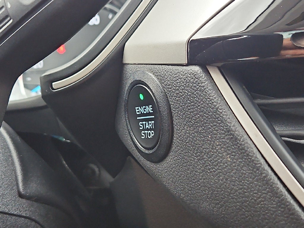 2021 Ford Escape Hybrid SE