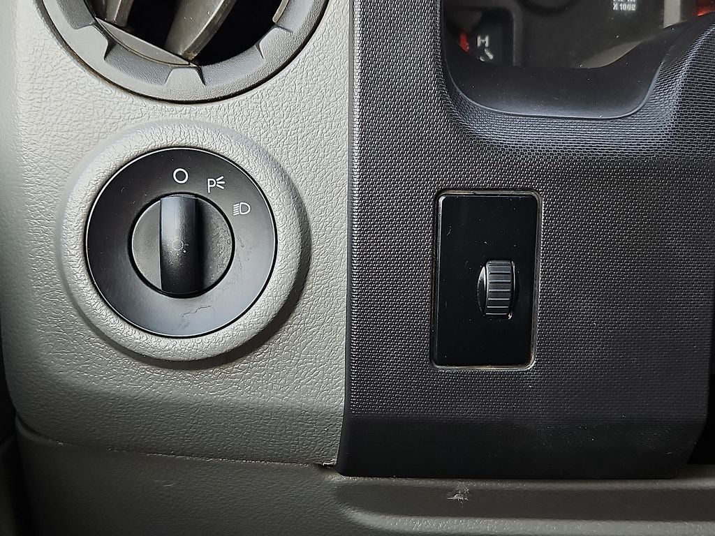 2011 Ford E-250 Commercial