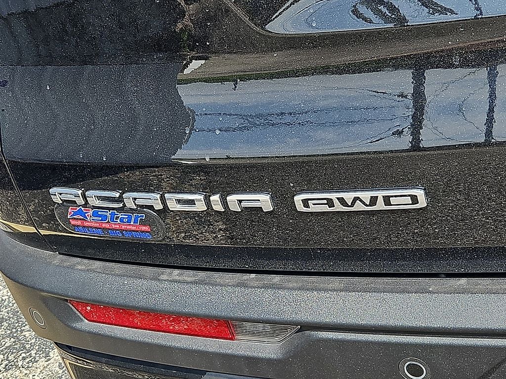 2025 GMC Acadia AT4
