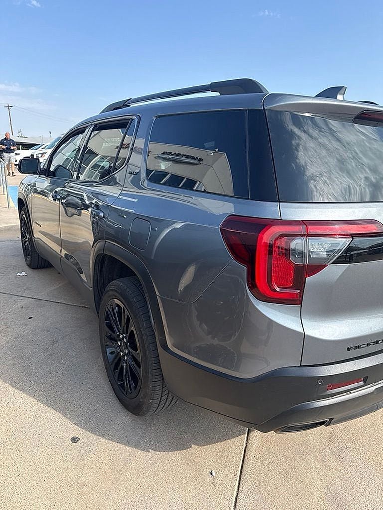 2021 GMC Acadia SLT
