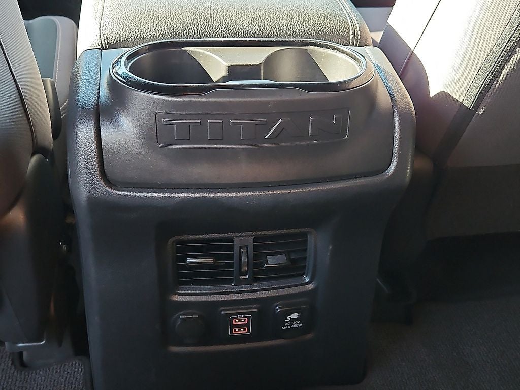 2024 Nissan Titan SV