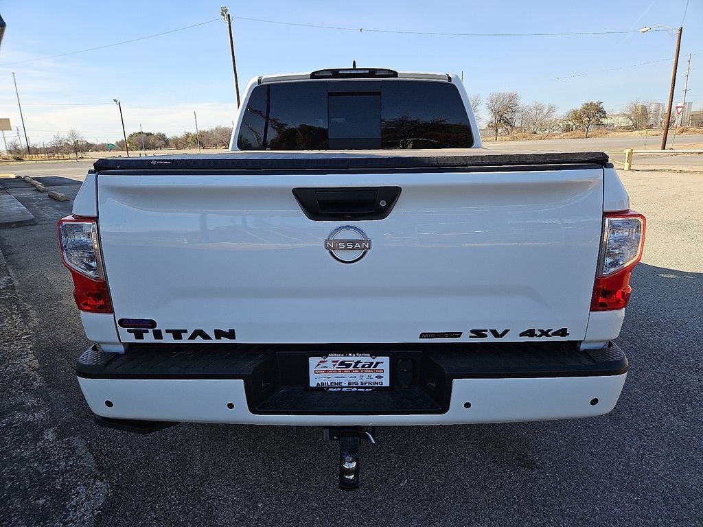 2024 Nissan Titan SV