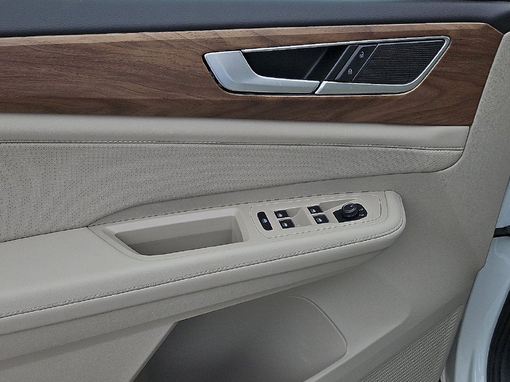 2026 Volkswagen Atlas SE