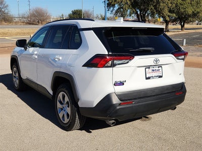 2020 Toyota RAV4 LE