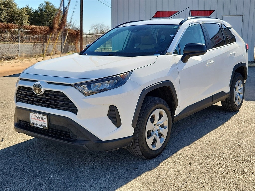 2020 Toyota RAV4 LE