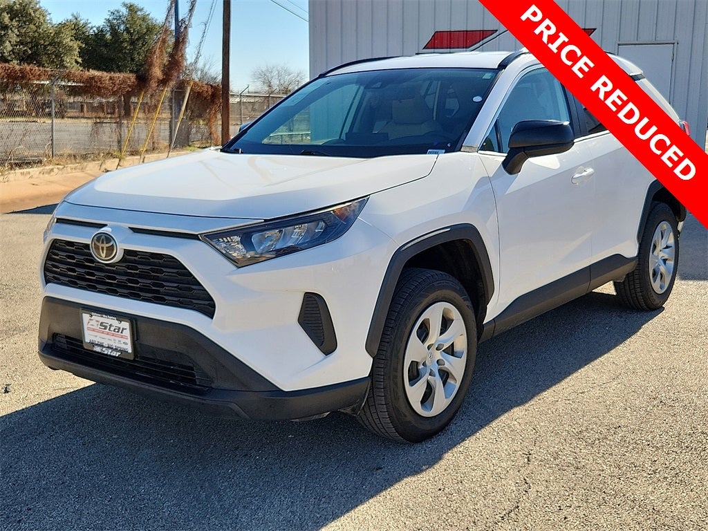 2020 Toyota RAV4 LE