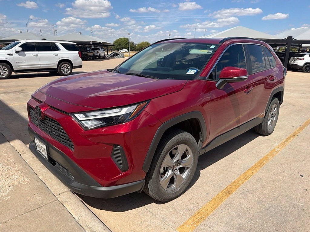 2025 Toyota RAV4 Hybrid XLE
