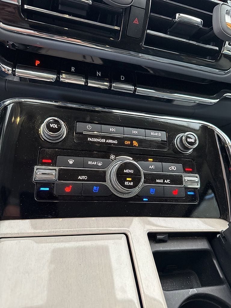 2021 Lincoln Navigator Black Label