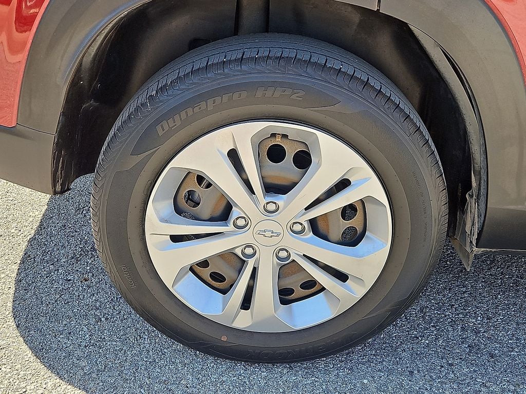 2025 Chevrolet Trax LS